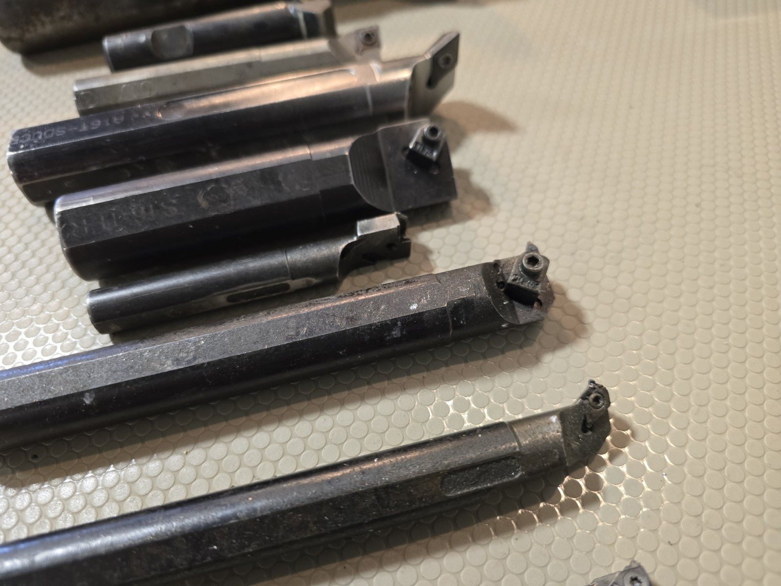 LOT OF BORING BARS END MILLS Cutters Shanks with Carbide Inserts 