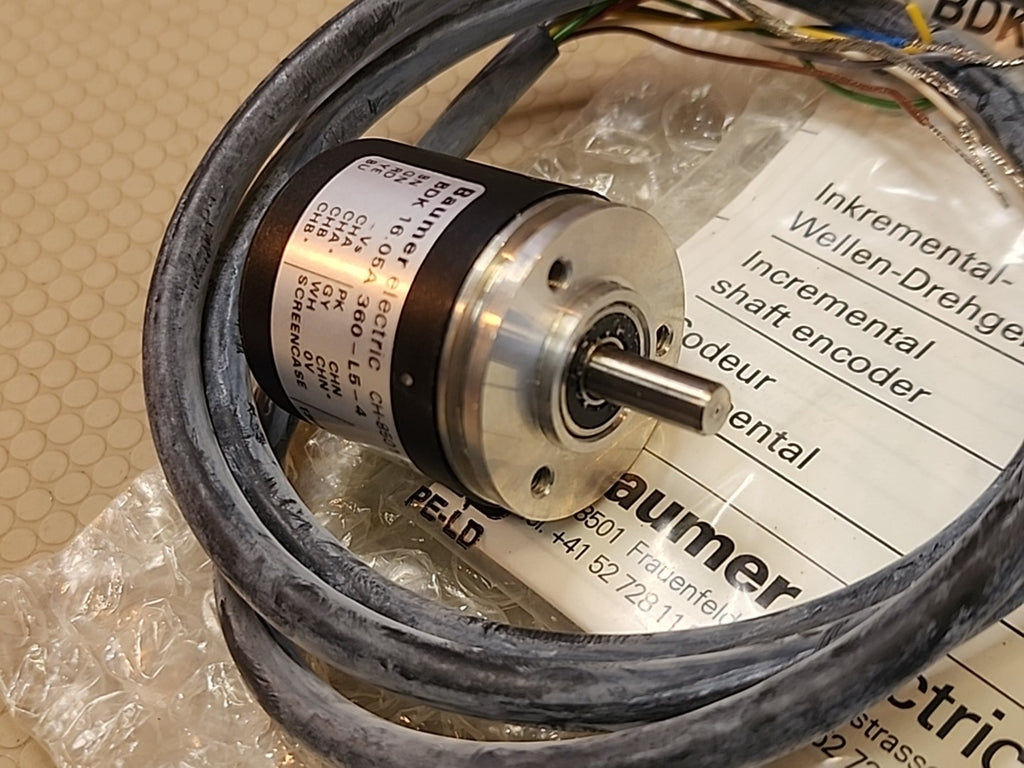 NEW BAUMER BDK 16.05A 360-L5-4 Incremental Shaft Encoder 