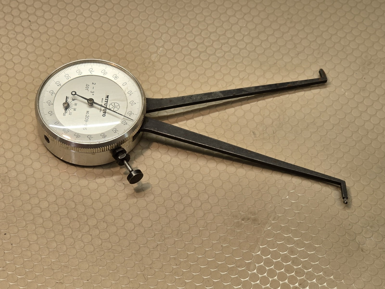 Mitutoyo Japan Inside Dial Caliper Gage 2 - 3” NO. 209-115