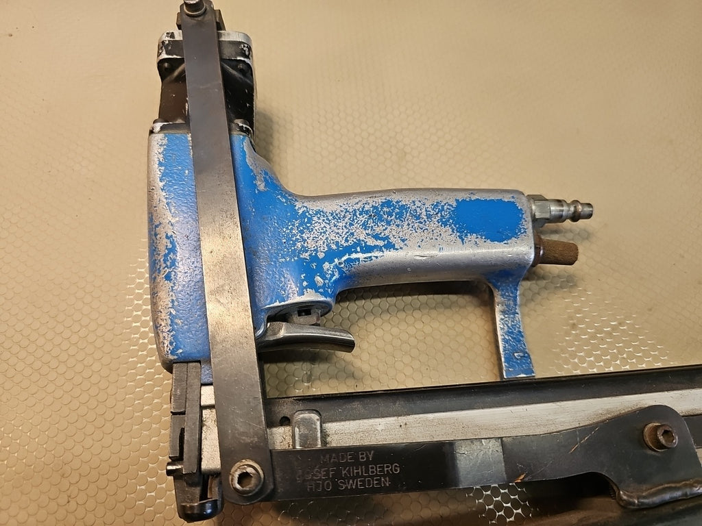 JOSEF KIHLBERG  JK20T777L Pneumatic Plier Stapler w/ Long Magazine *WORKS GREAT*