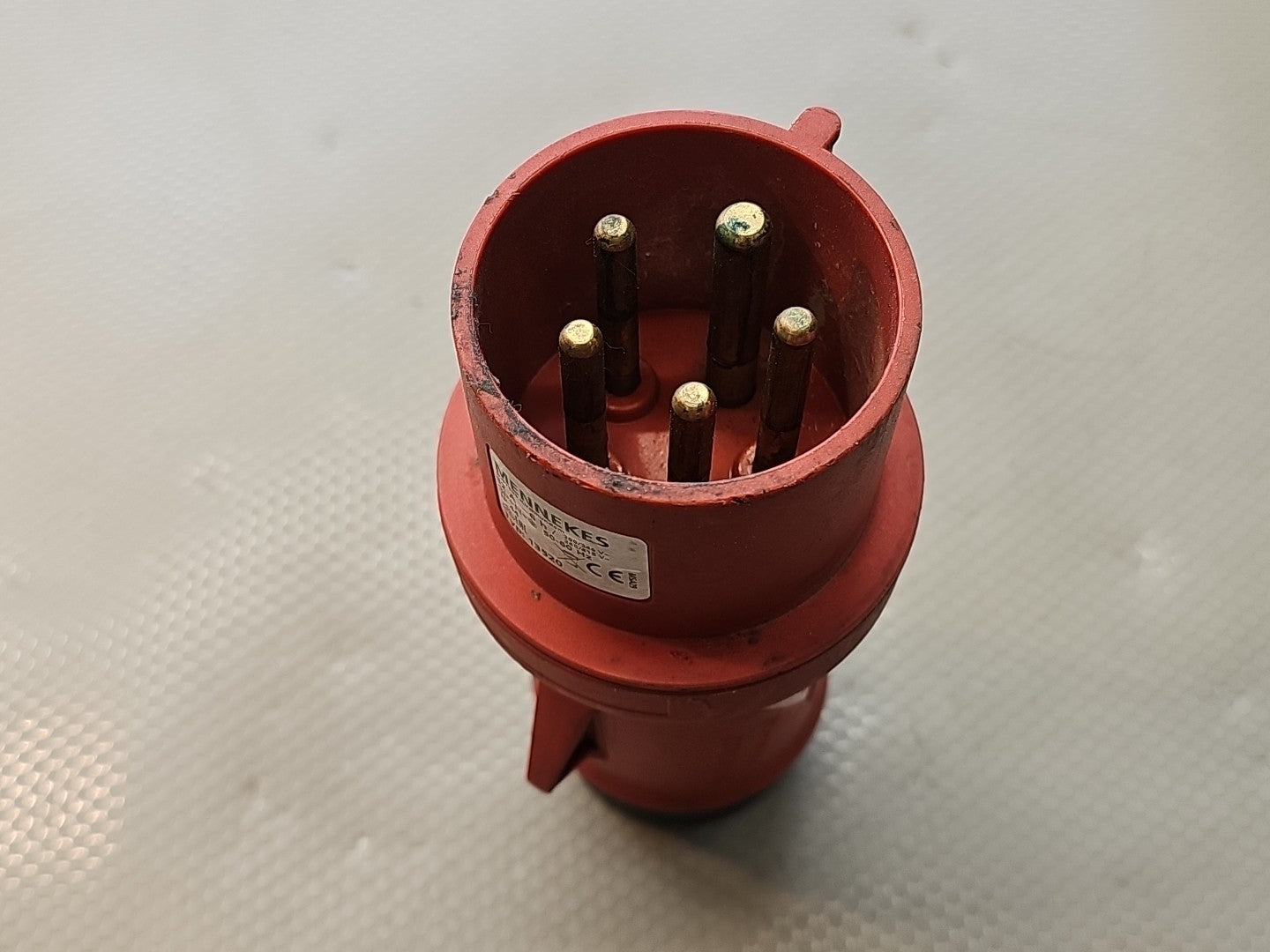 MENNEKES TYP 13520 PLUG POWERTOP® XTRA WITH ERGOCONTACT   [IP54 32A 5P 400V]
