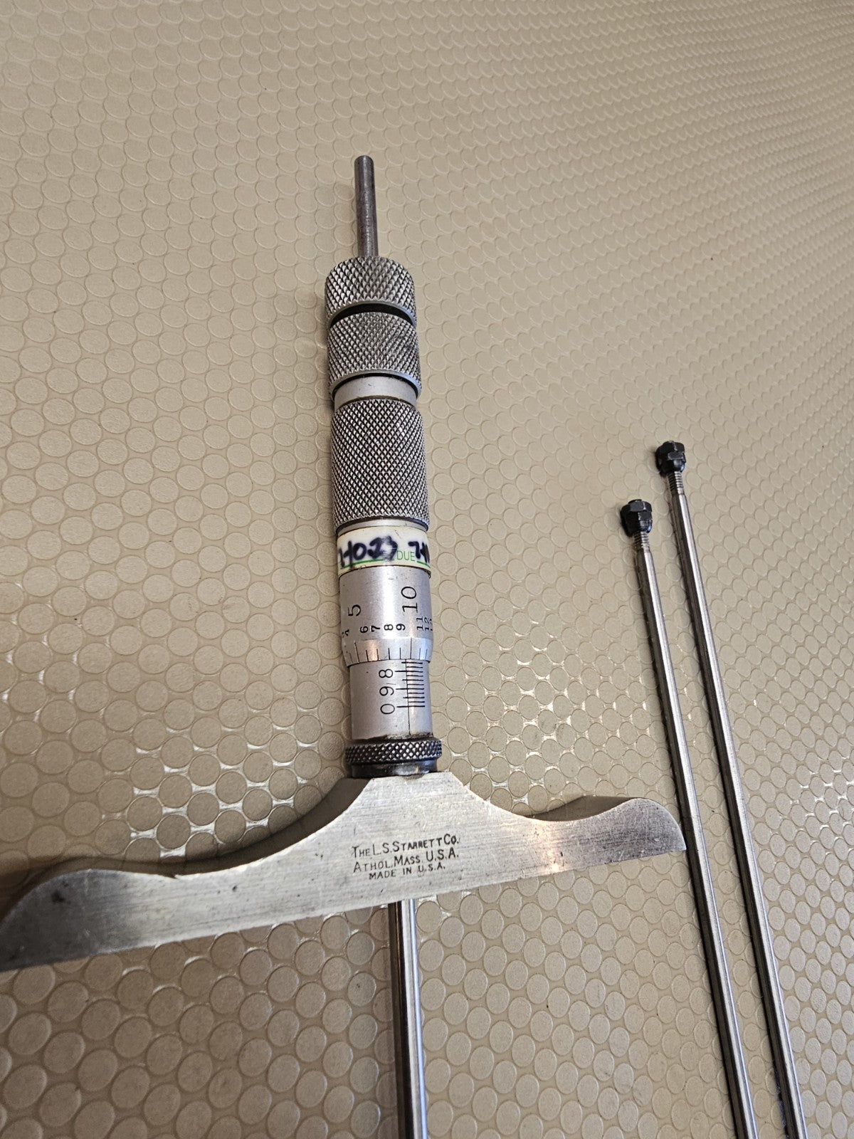 L.S. Starrett Depth Micrometer Gauge 449 USA, Wood Case with Rods