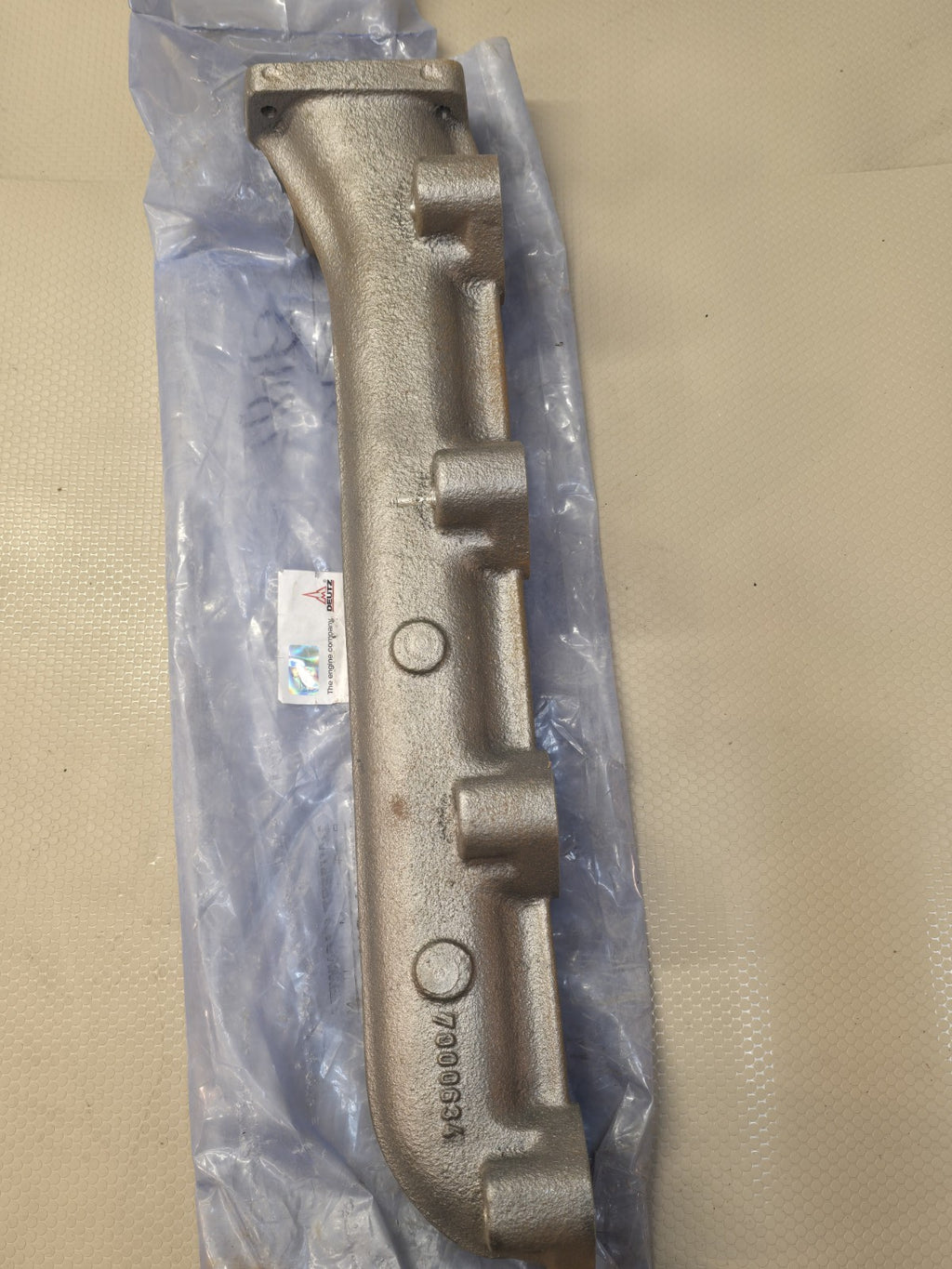 Genuine OEM Deutz 0425-5842 Exhaust Manifold For 1013 Diesel Engines