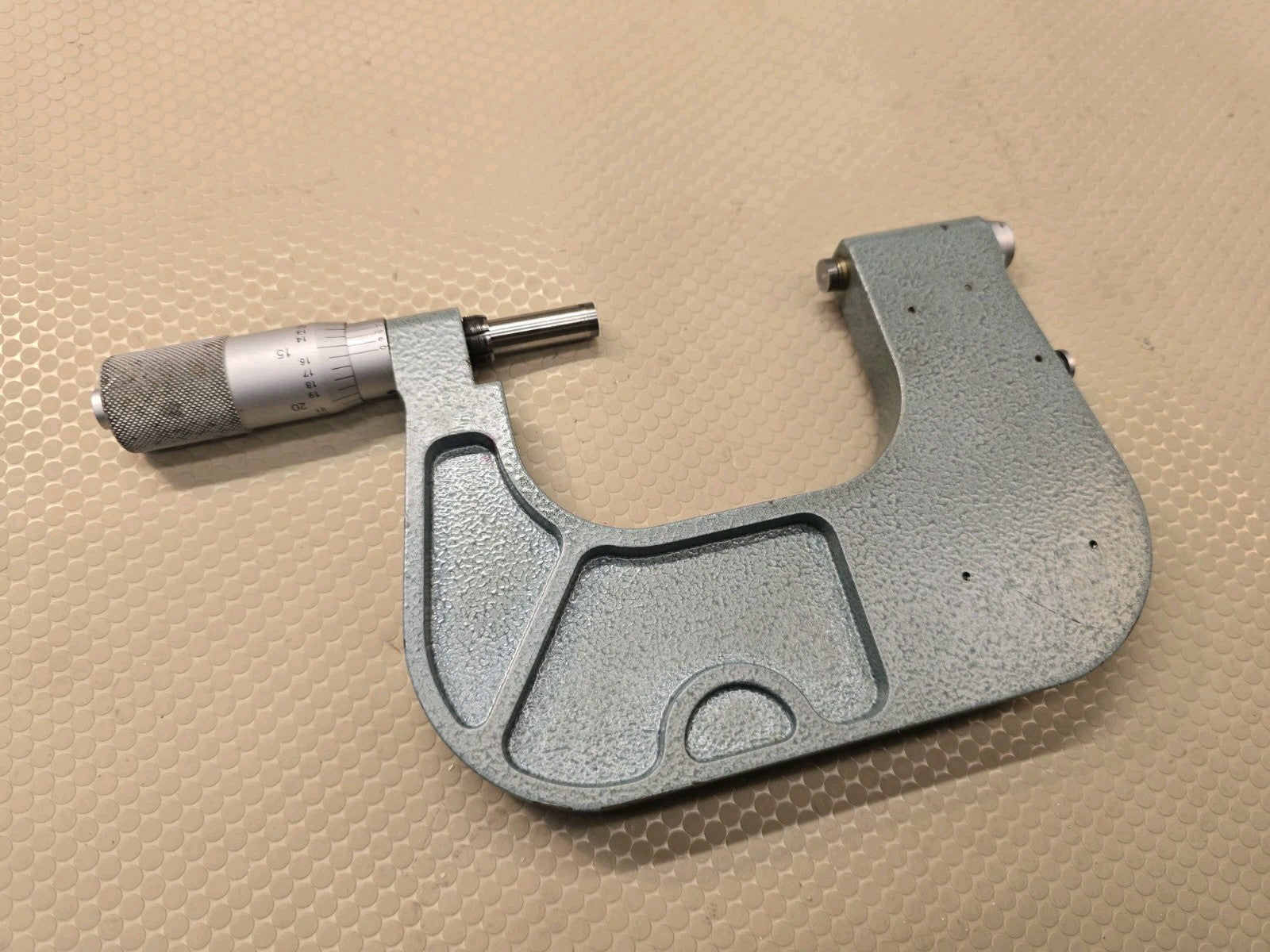 Mitutoyo 510-107 2"-3" Indicating Micrometer Jeweled .0001 w/o Case- Japan