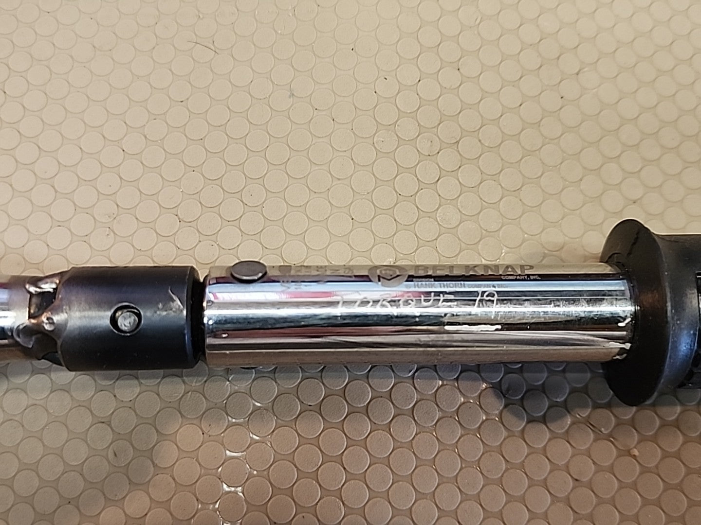 Belknap VB-5T-2R preset torque wrench W/ reversible 3/8" drive- engraved