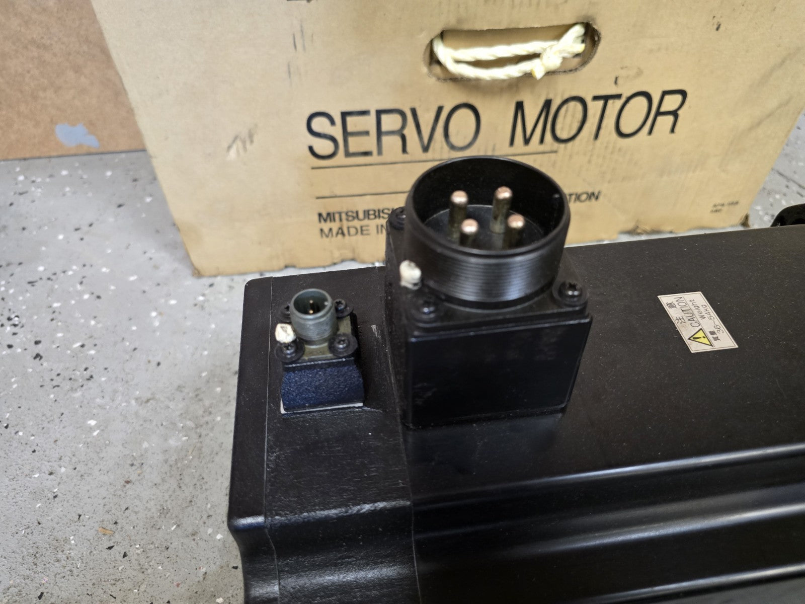 Mitsubishi AC Servo Motor HC-H703BS - *BARELY USED* 