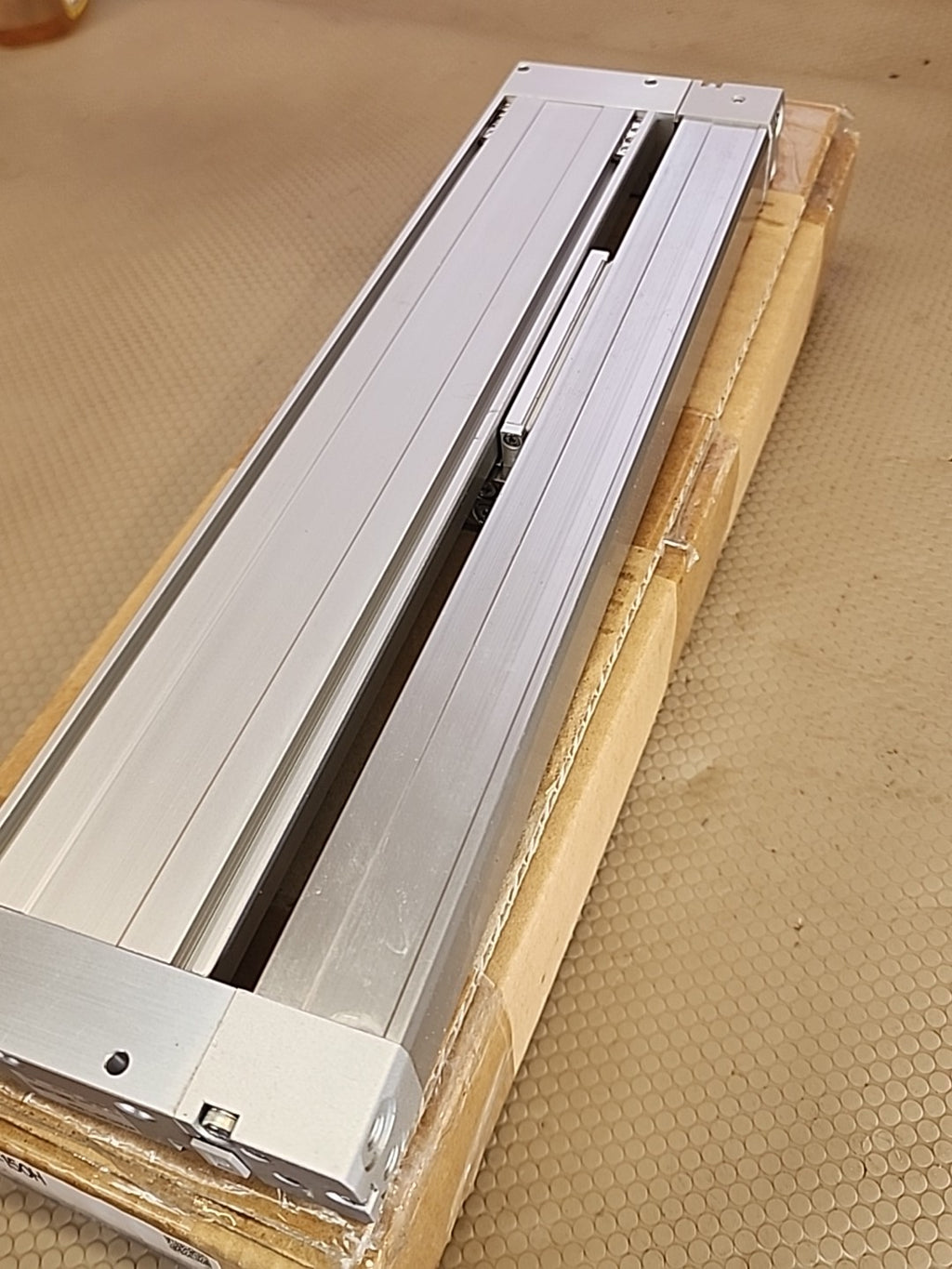 SMC MY2H16G-150H M9NL Rodless Pneumatic Air Cylinder Actuator 