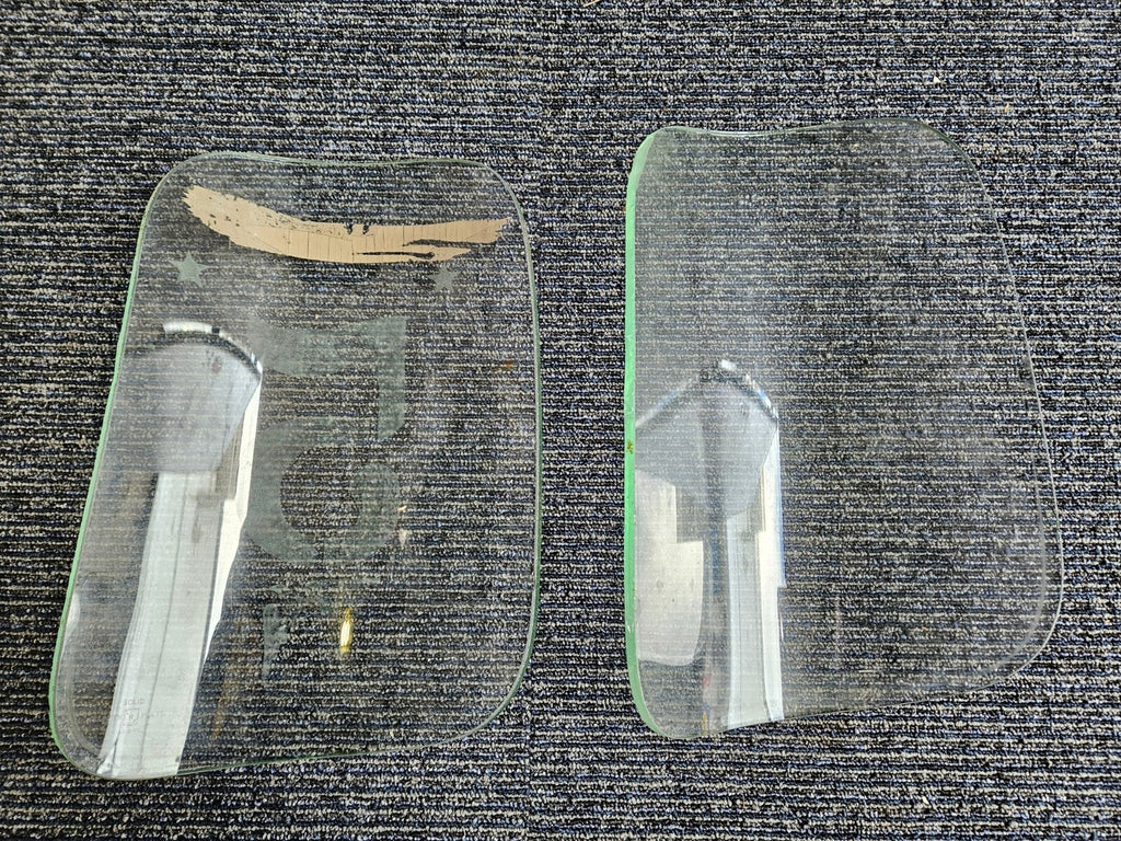 1947-53 CHEVROLET/GMC BIG TRUCK 5 WINDOW CORNER GLASS OEM ?