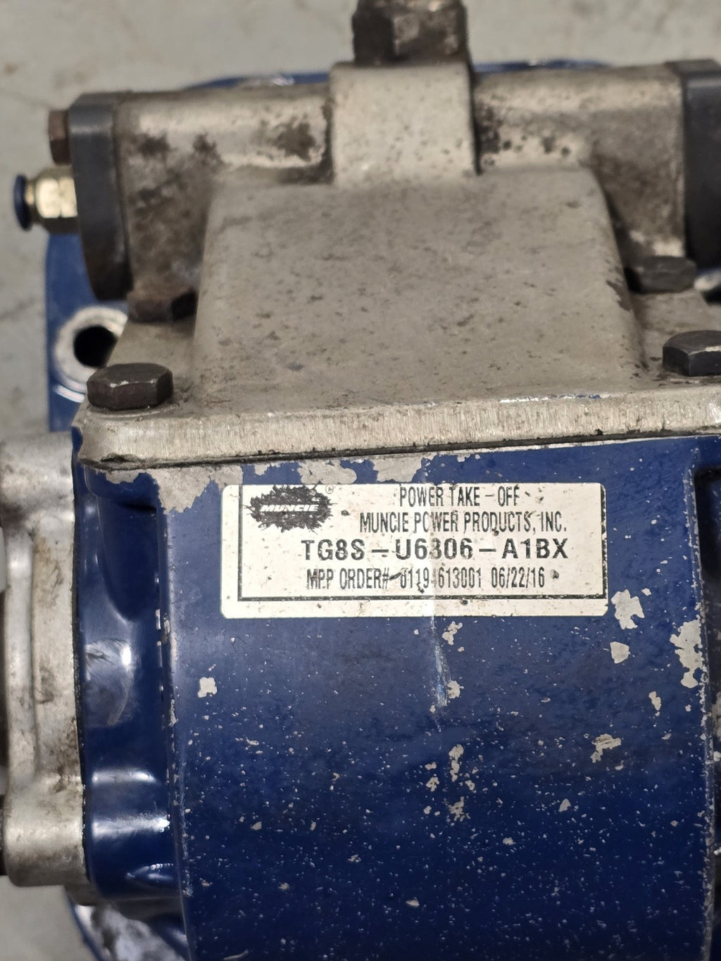 Muncie TG8S-U6306-A1BX PTO 10-Bolt Power Take-Off Gearbox Truck