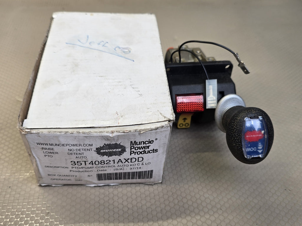 Muncie 35T40821AXDD PTO Pump Control Switch Auto KO C & LO Lever NEW