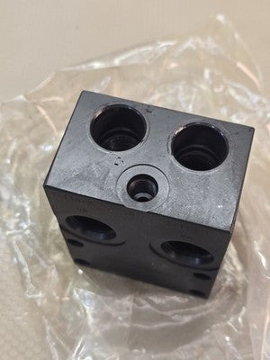 SUN Hydraulics 2EY2-A2 Hydraulic Manifold Block T-11A-1 T-11A-2 Cavities NEW
