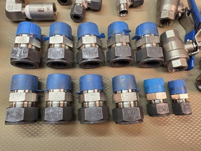 Lot of 41 Swagelok Parker & Other Brands Fittings Clamp Connection Tube Ends