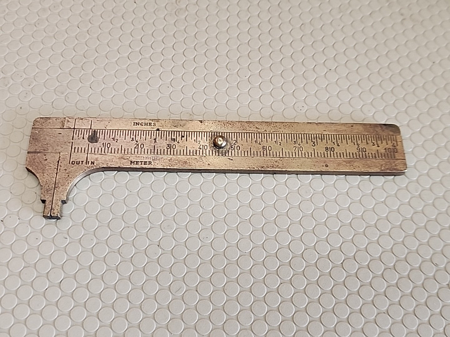 The Central Tool Co  Calipers 4" bronze verniers made in Germany