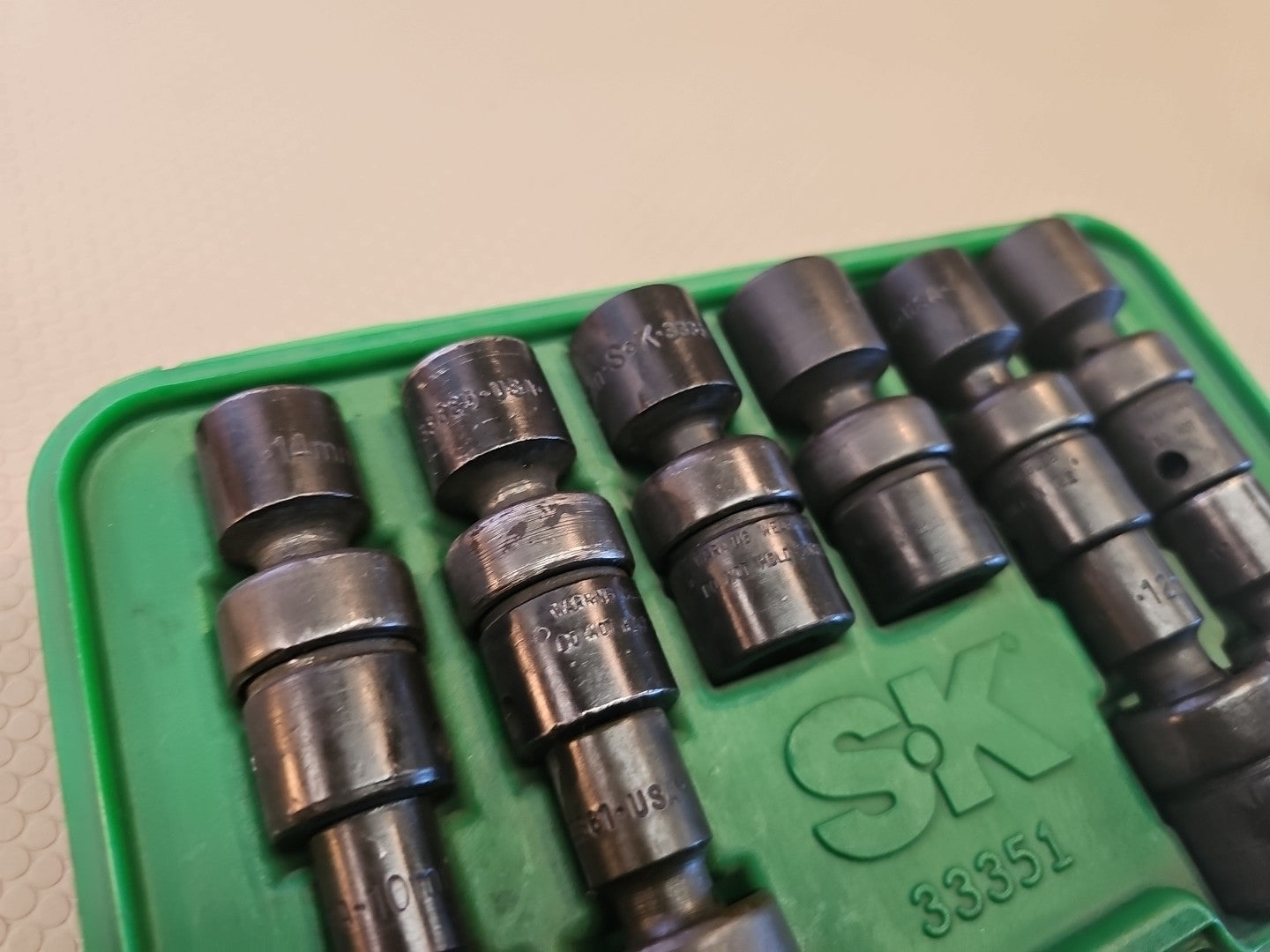 SK 33351 10 Piece 19mm - 10mm 3/8” Drive Metric Swivel Impact Socket Set W/ Case
