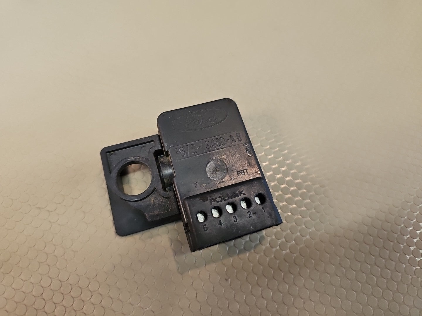 Ford 1999-2009 Genuine OEM Ford Super Duty Brake Light Switch