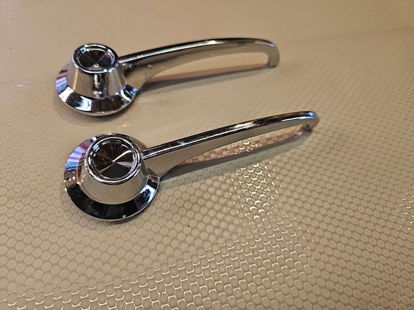 1965~1966 Mustang 1964~1965 Falcon Inside Interior Door Handles Pair Clip Style