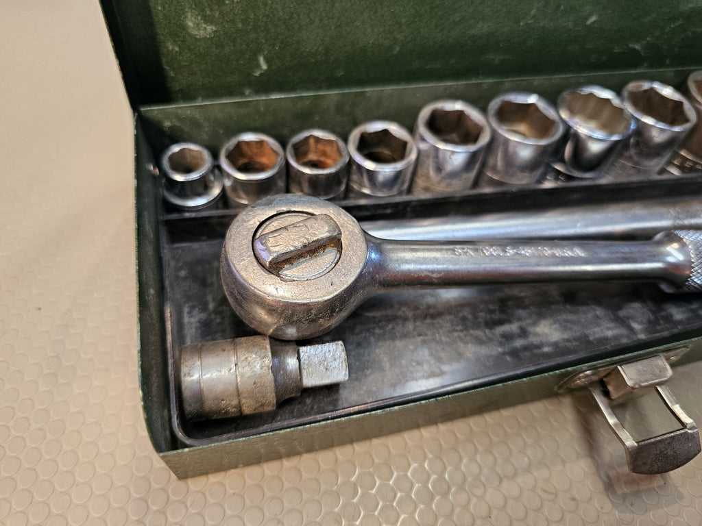 S-K SK Tools U.S.A. (12) Pc. 3/8" Drive Socket / Ratchet Set