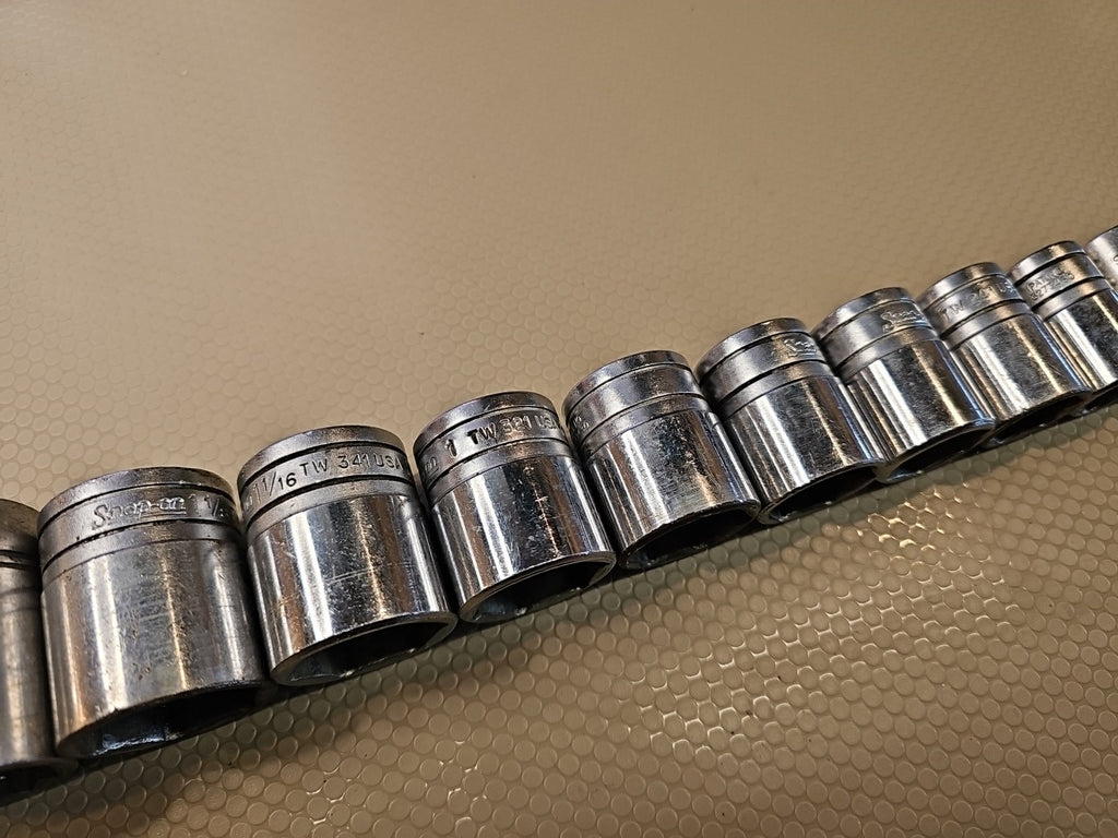 Snap On 13 ! Piece 1/2 drive 7/16- 1’ 5/16 Shallow 6 Point Socket Set LARGE size