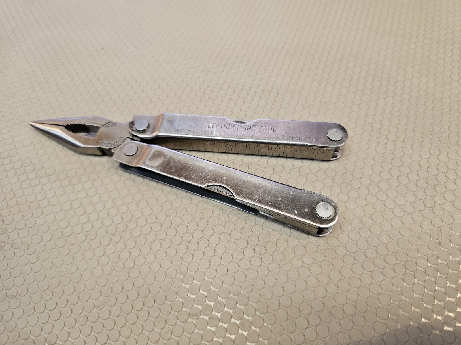 Leatherman PST multi-tool. Authentic original Pocket Survival Tool USA