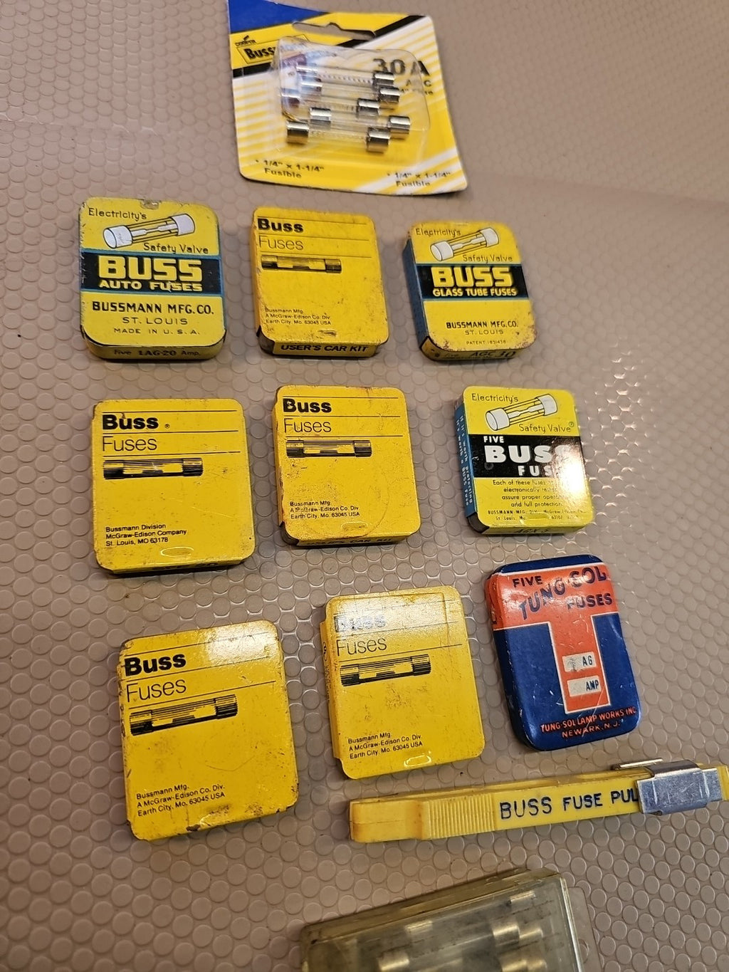 (9+) Vintage Buss Fuses SFE Metal Box Glass + Fuse puller some NOS! GM Chevy 