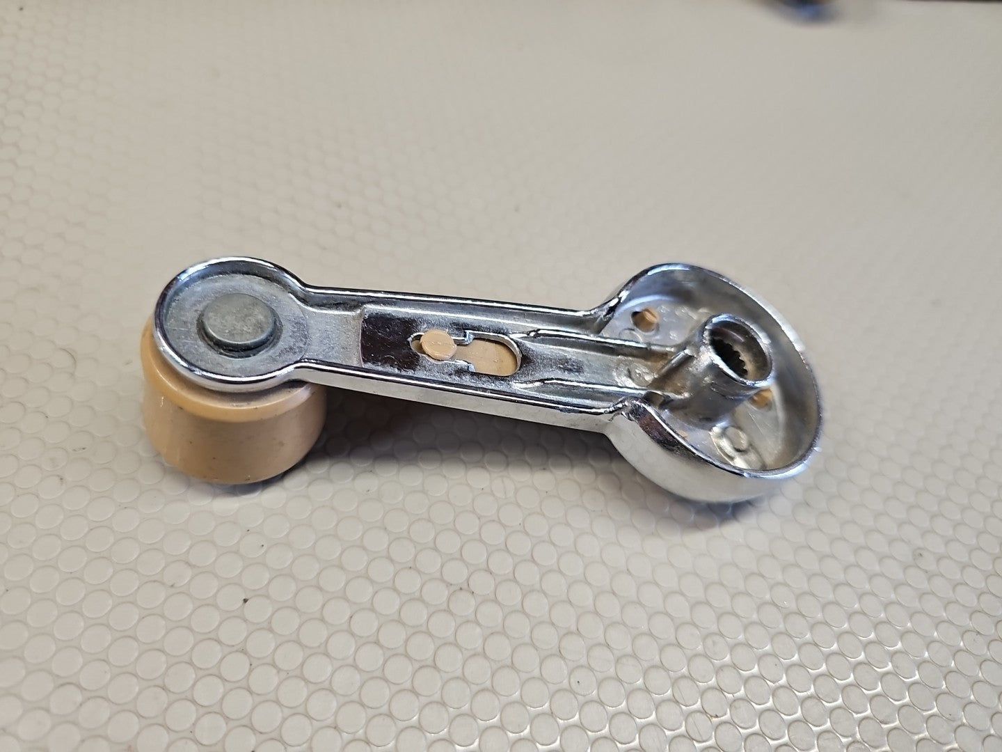 Datsun Window Crank Handle 240Z 260Z 280Z 510 1970-78 OEM BEIGE 403