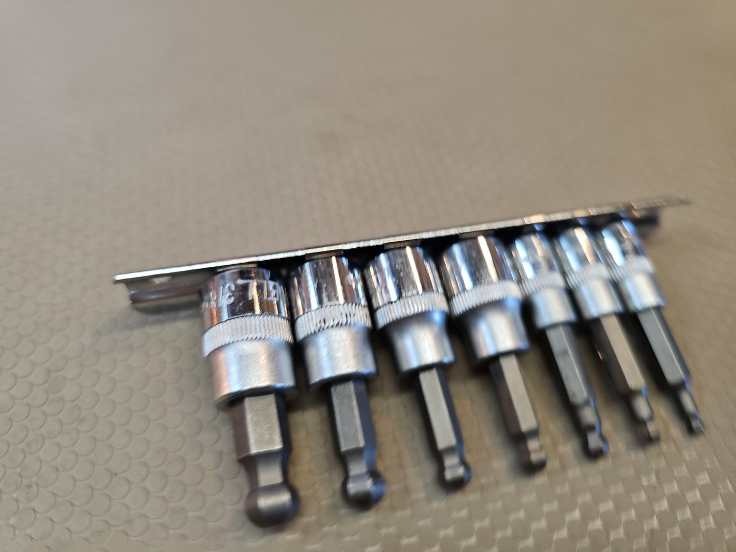 CORNWELL 7-PC 3/8” DRIVE SAE BALL END HEX KEY SOCKET SET (CBS-B702SXL)