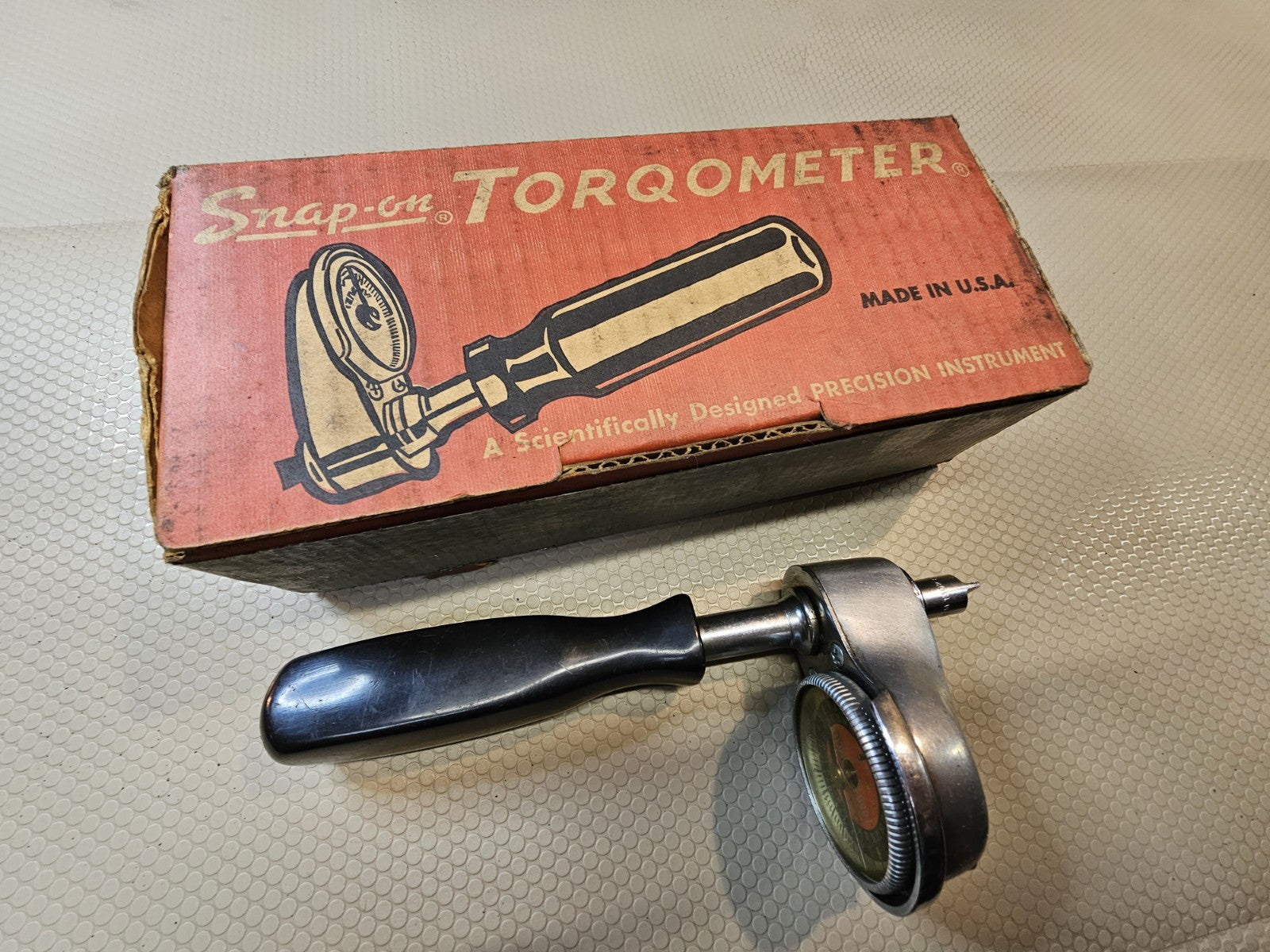 Snap-On USA 1/4 Drive Torq-O-Meter Vintage Torque Screwdriver Wrench Box Adapter