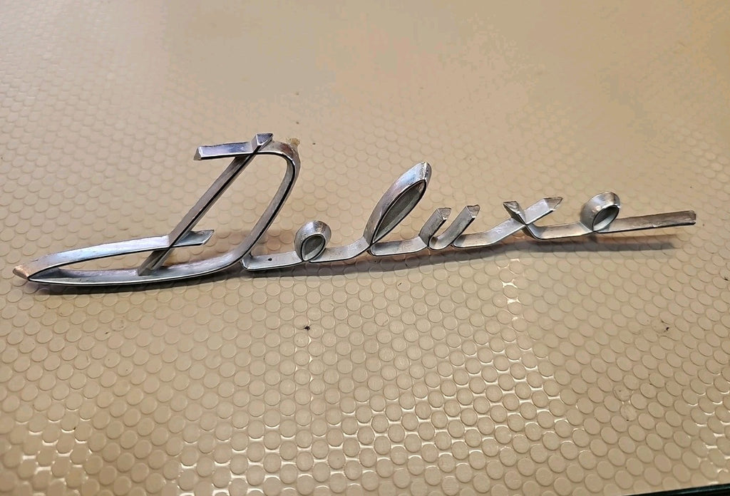 1949 1950 Chevrolet Fleetline Styleline Deluxe Front Fender Emblem Trim Original