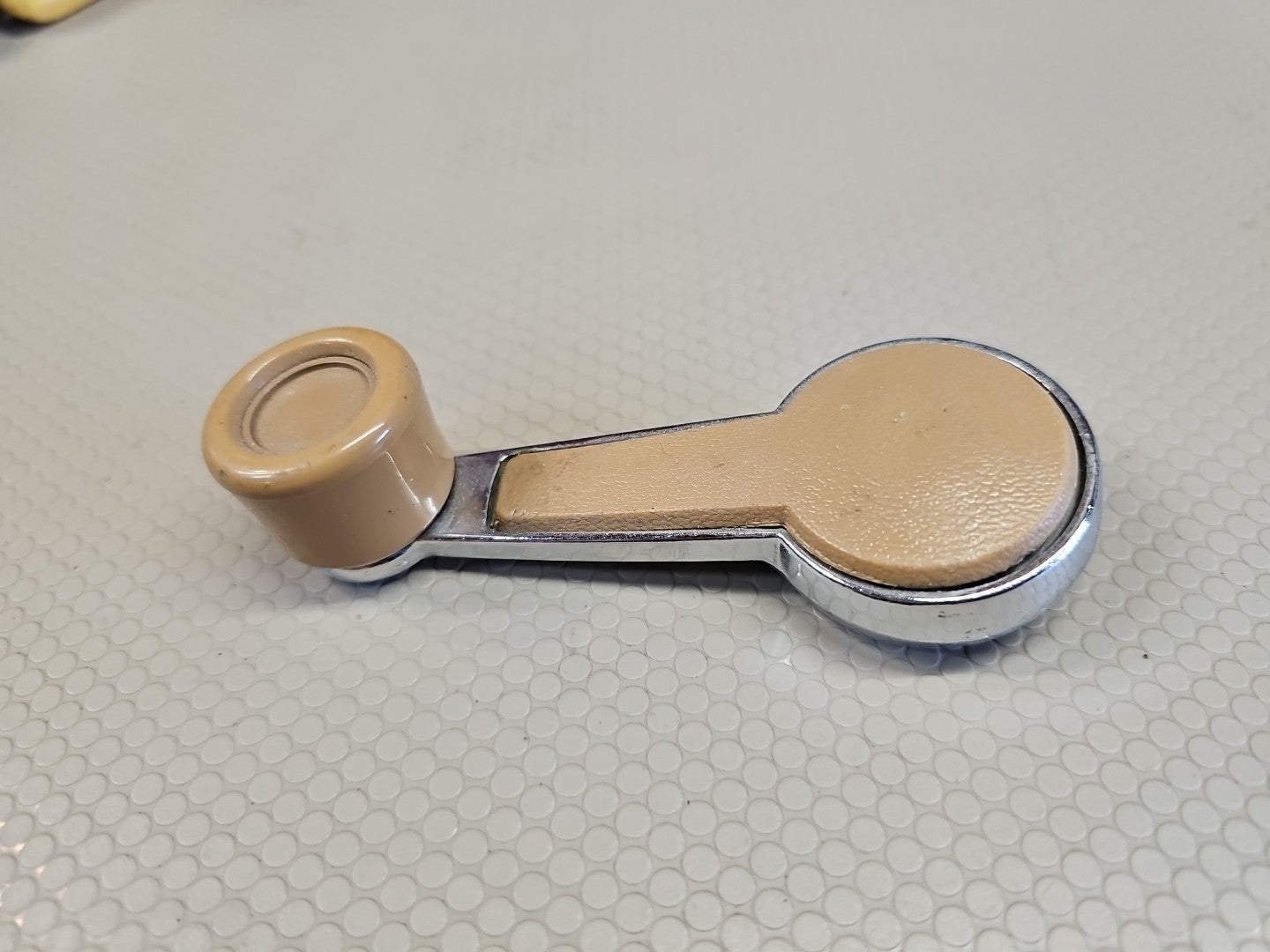 Datsun Window Crank Handle 240Z 260Z 280Z 510 1970-78 OEM BEIGE 403