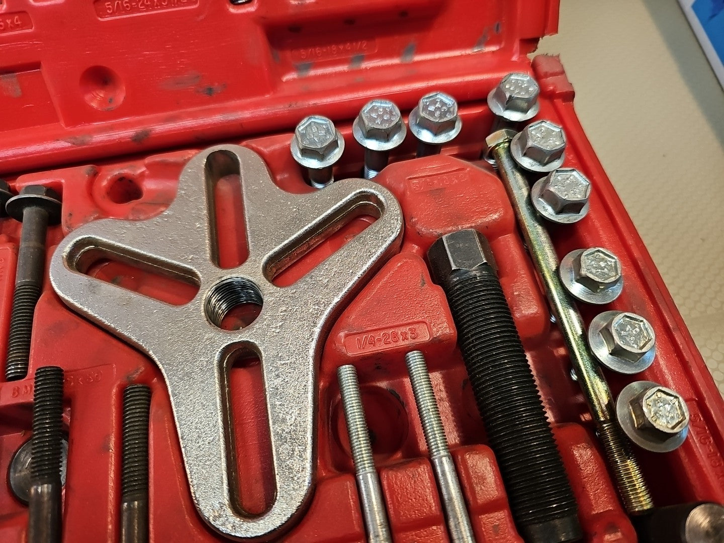 Mac Tools USA Made STP500M Deluxe Bolt Grip Set Puller Balancer Flywheel Rotor