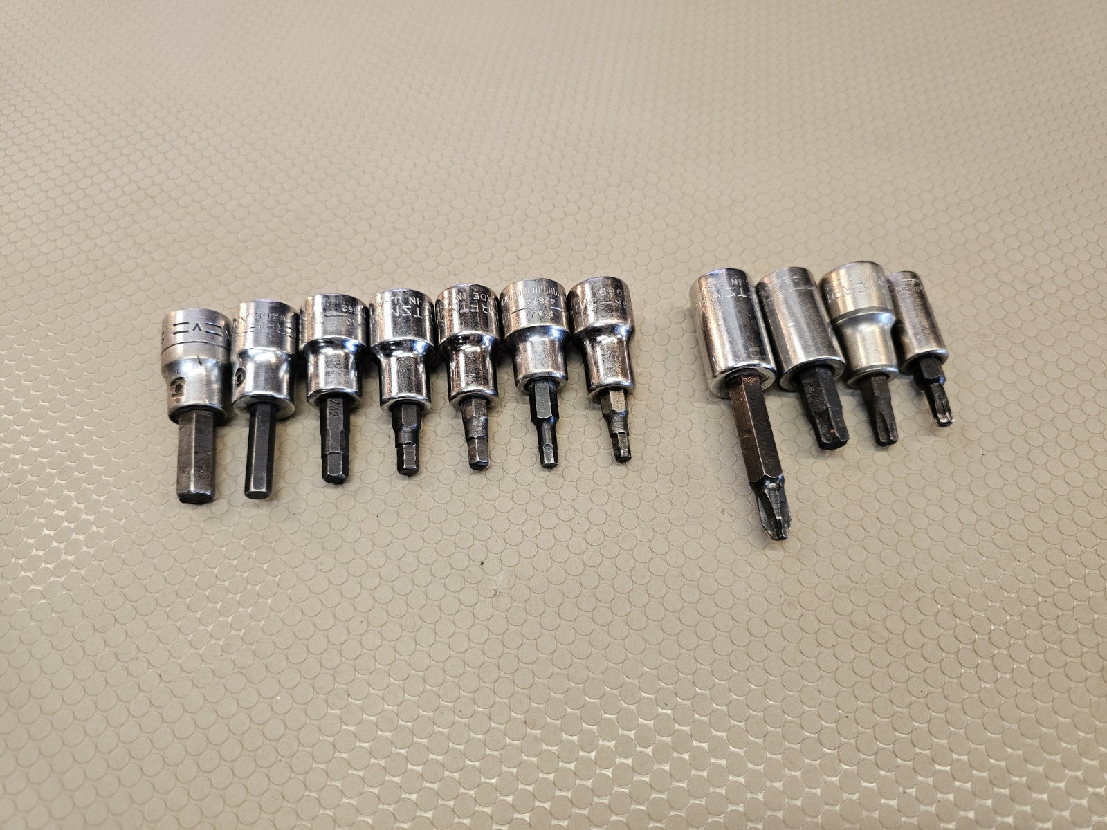 Craftsman USA 11 pc ~ SAE & Metric Hex & Torx Socket Set 1 Phillips