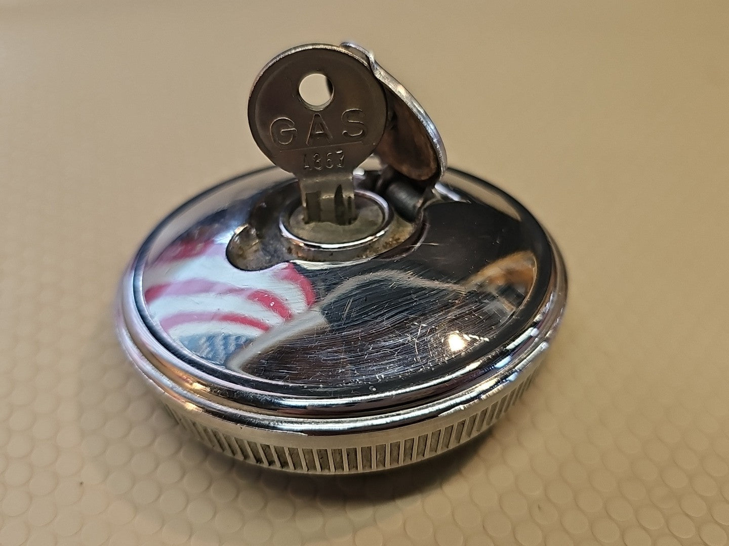 Locking Gas Cap Harley Davidson Knucklehead Flathead Panhead Vintage Crocker ?
