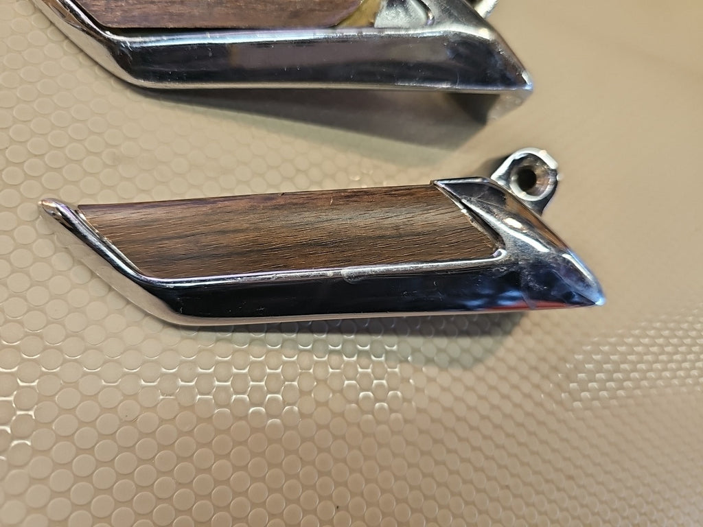 1965-66 MUSTANG PONY DELUXE WOODGRAIN PAIR OEM DOOR HANDLES 