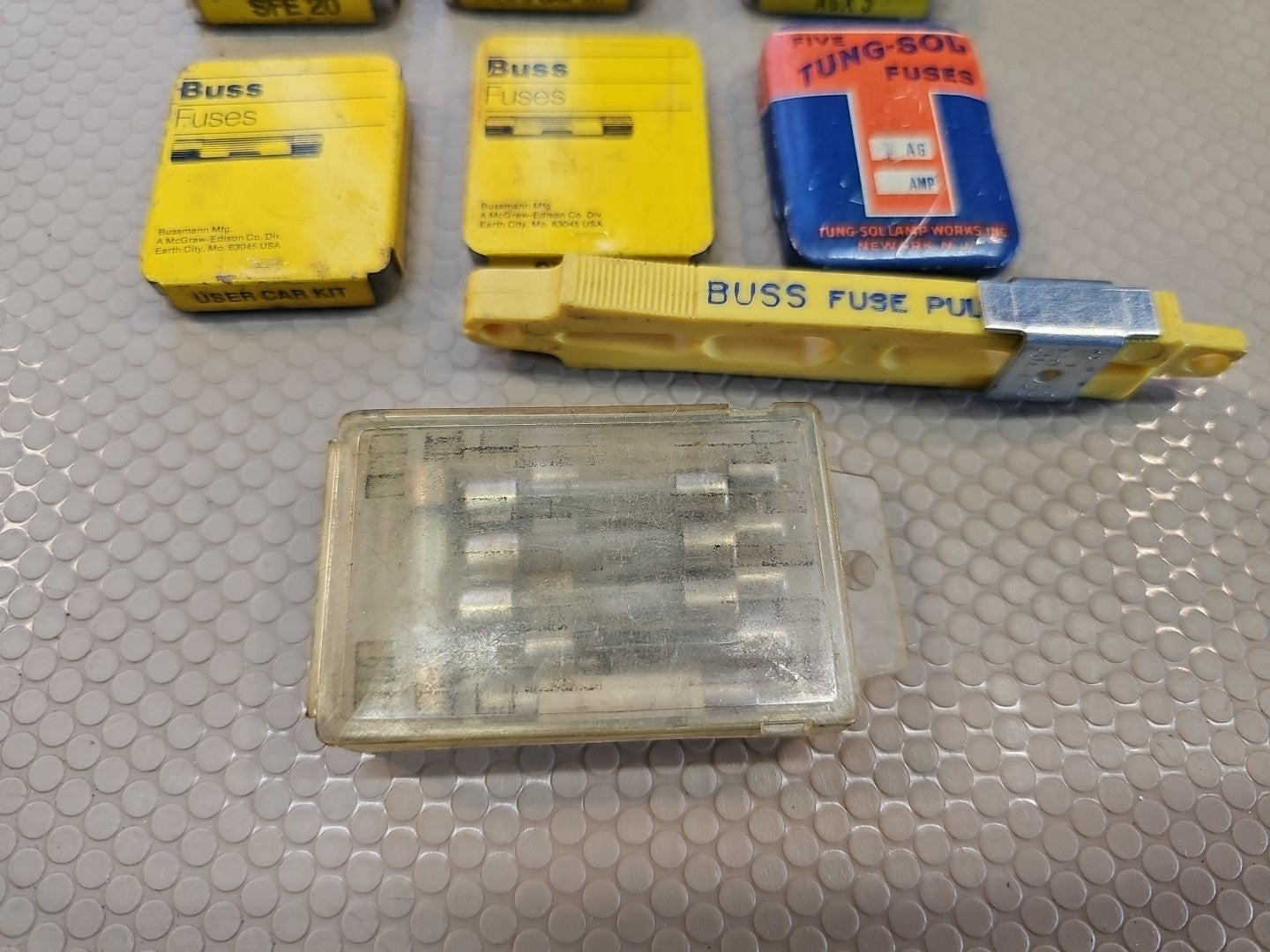 (9+) Vintage Buss Fuses SFE Metal Box Glass + Fuse puller some NOS! GM Chevy 