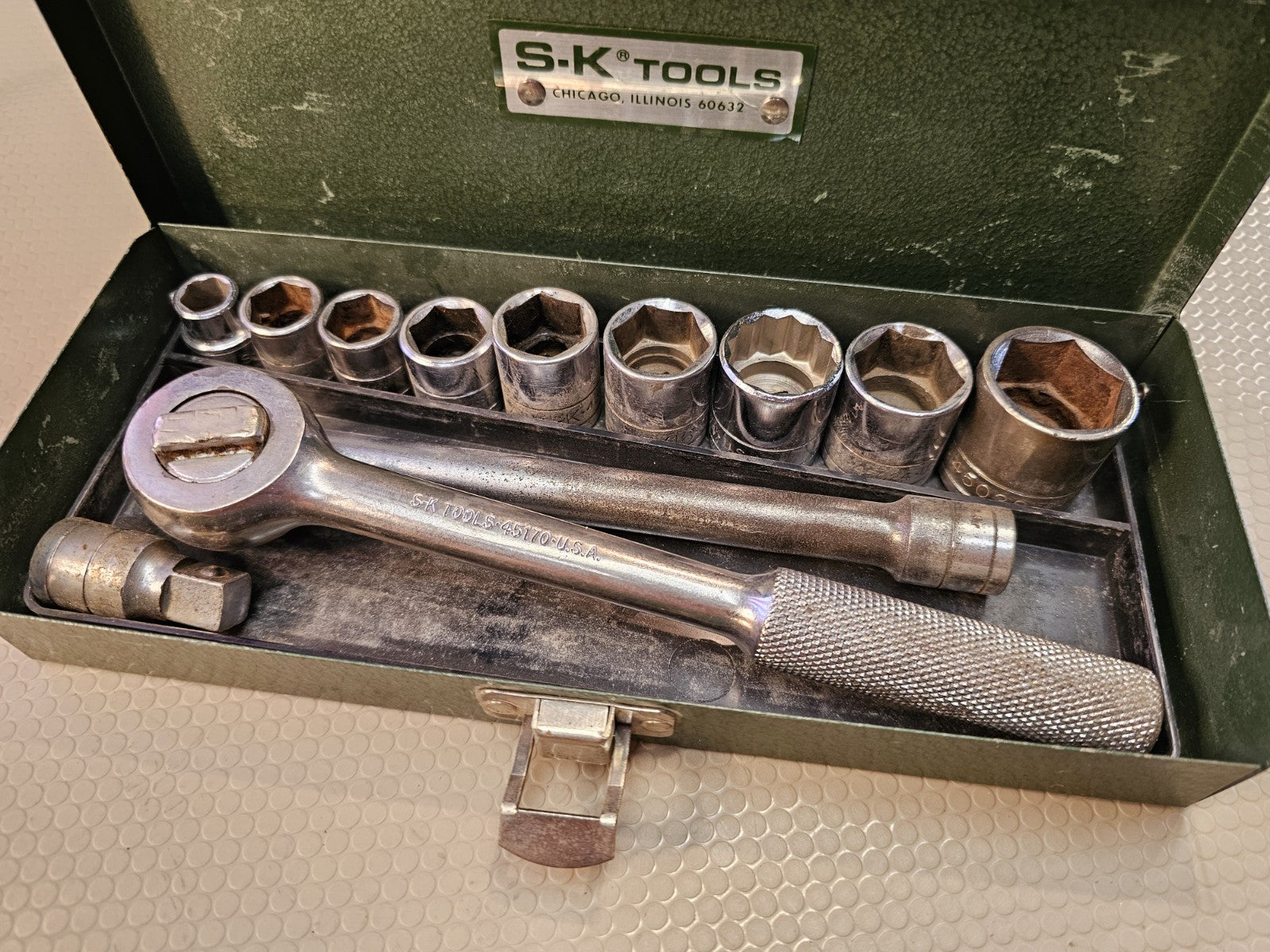 S-K SK Tools U.S.A. (12) Pc. 3/8" Drive Socket / Ratchet Set