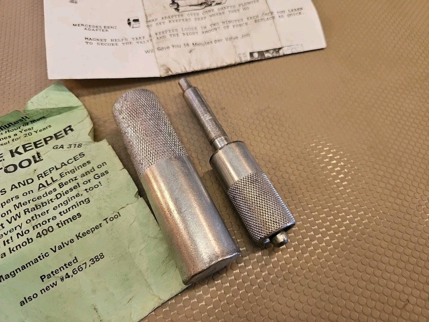 Vintage Twin MagnaMatic Valve Keeper Tool For Gas Or Diesel Engines MB adapter