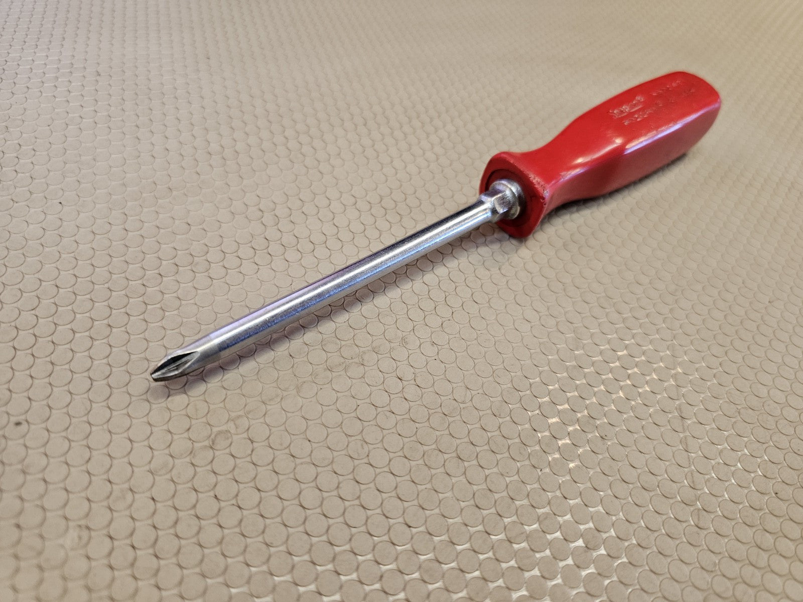 Snap-On POZIDRIV Vintage screwdrivers #2, USA, Red Hard Handle SSD242 SSDZ42