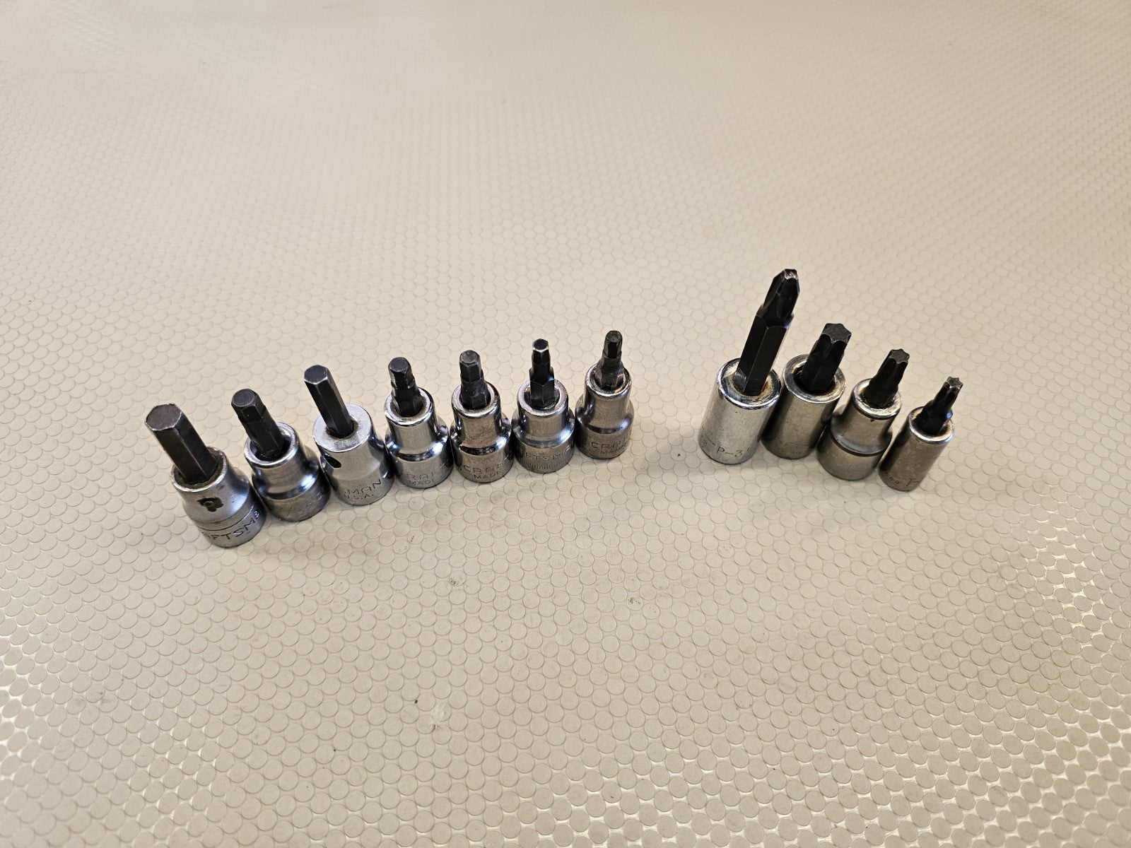 Craftsman USA 11 pc ~ SAE & Metric Hex & Torx Socket Set 1 Phillips