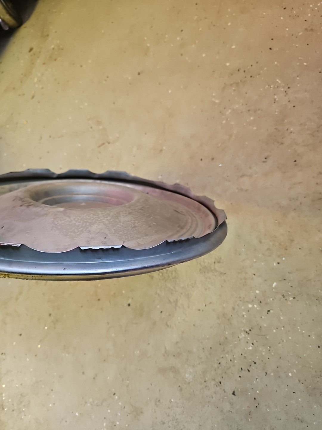 (1) Vintage OEM 1973 73 Chevy Impala Bel Air 15" Deluxe Hubcap Wheel Cover #0M