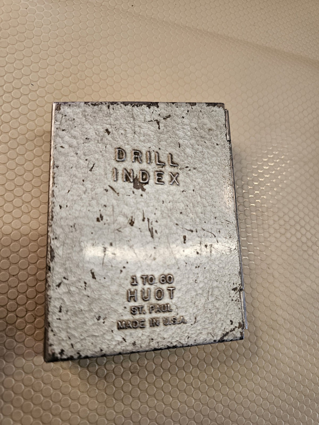 HUOT Drill Index USA 1 to 60 in vintage metal case