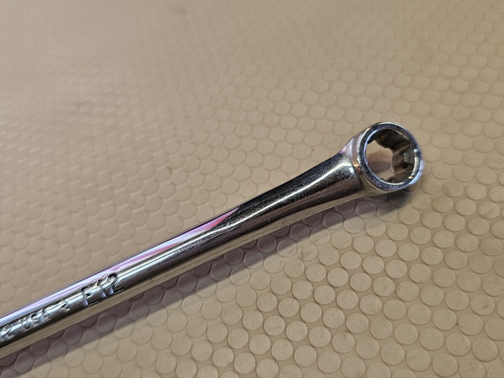 Snap-On ™ Tools USA E10 E12 TORX XLE1012 10° Offset Box Chrome Wrench *UNUSED*