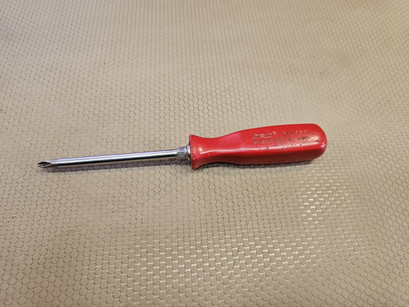 Snap-On POZIDRIV Vintage screwdrivers #2, USA, Red Hard Handle SSD242 SSDZ42