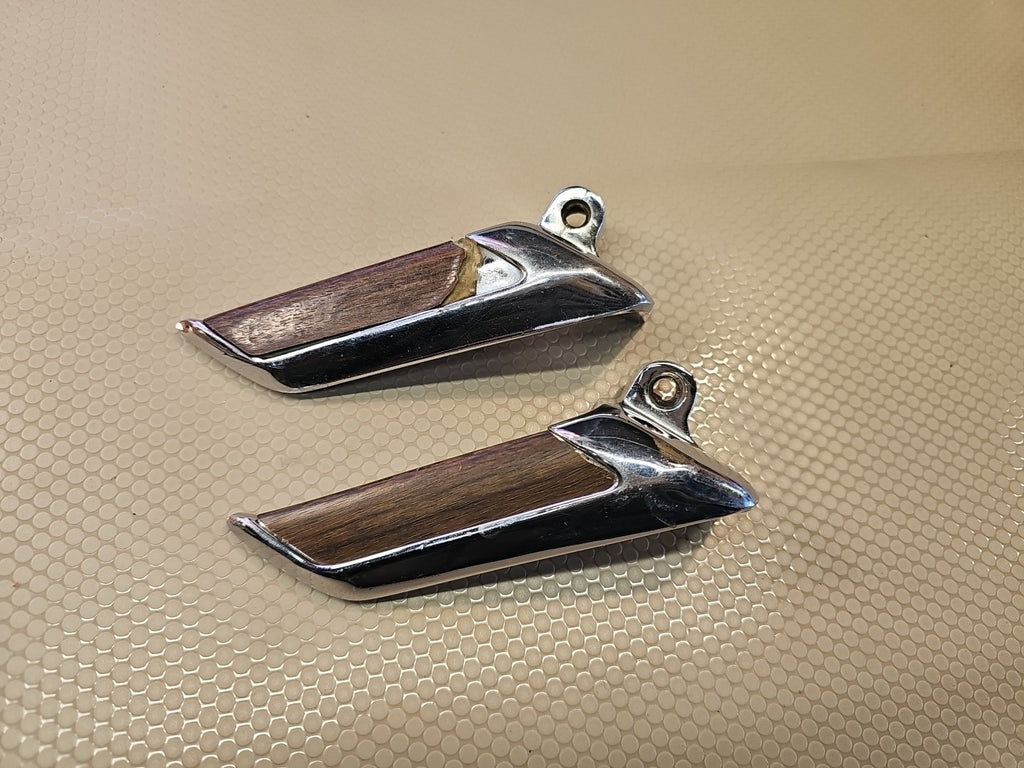 1965-66 MUSTANG PONY DELUXE WOODGRAIN PAIR OEM DOOR HANDLES 