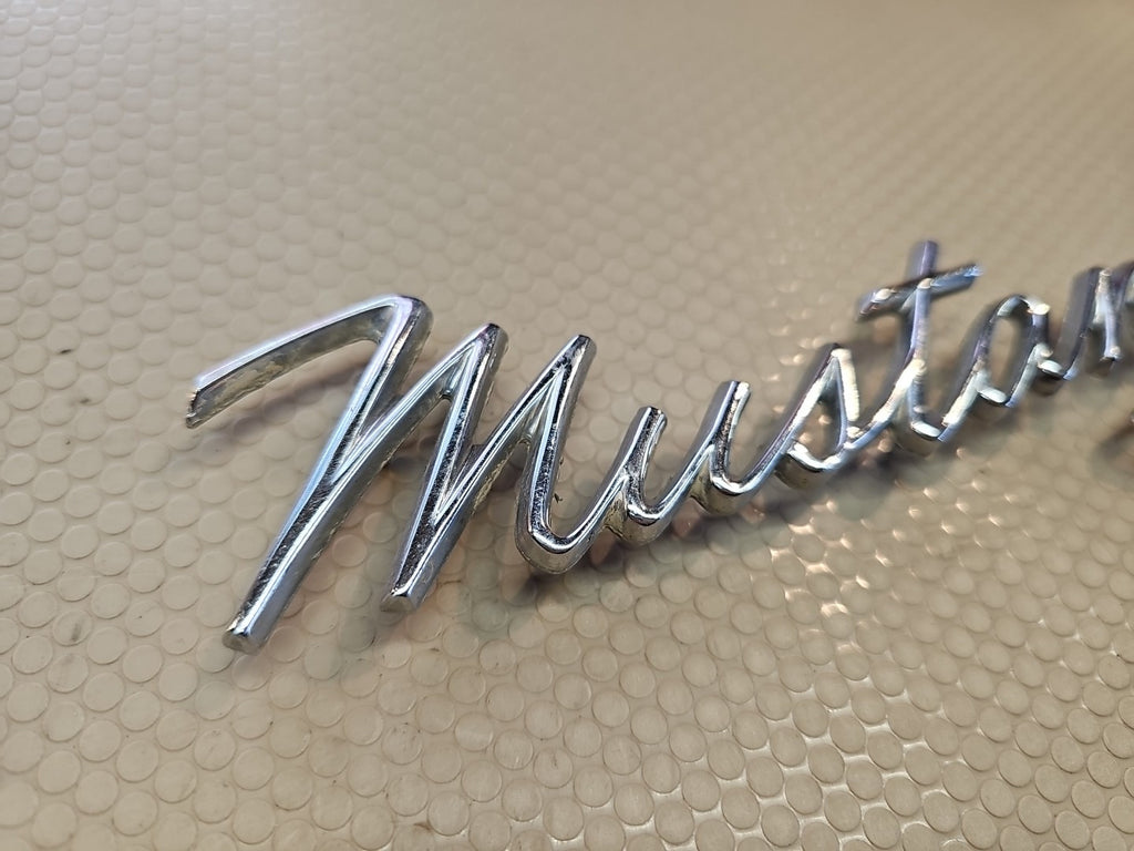 ORIGINAL 1968 FORD MUSTANG SCRIPT EMBLEM FOMOCO C8ZE-16098-A