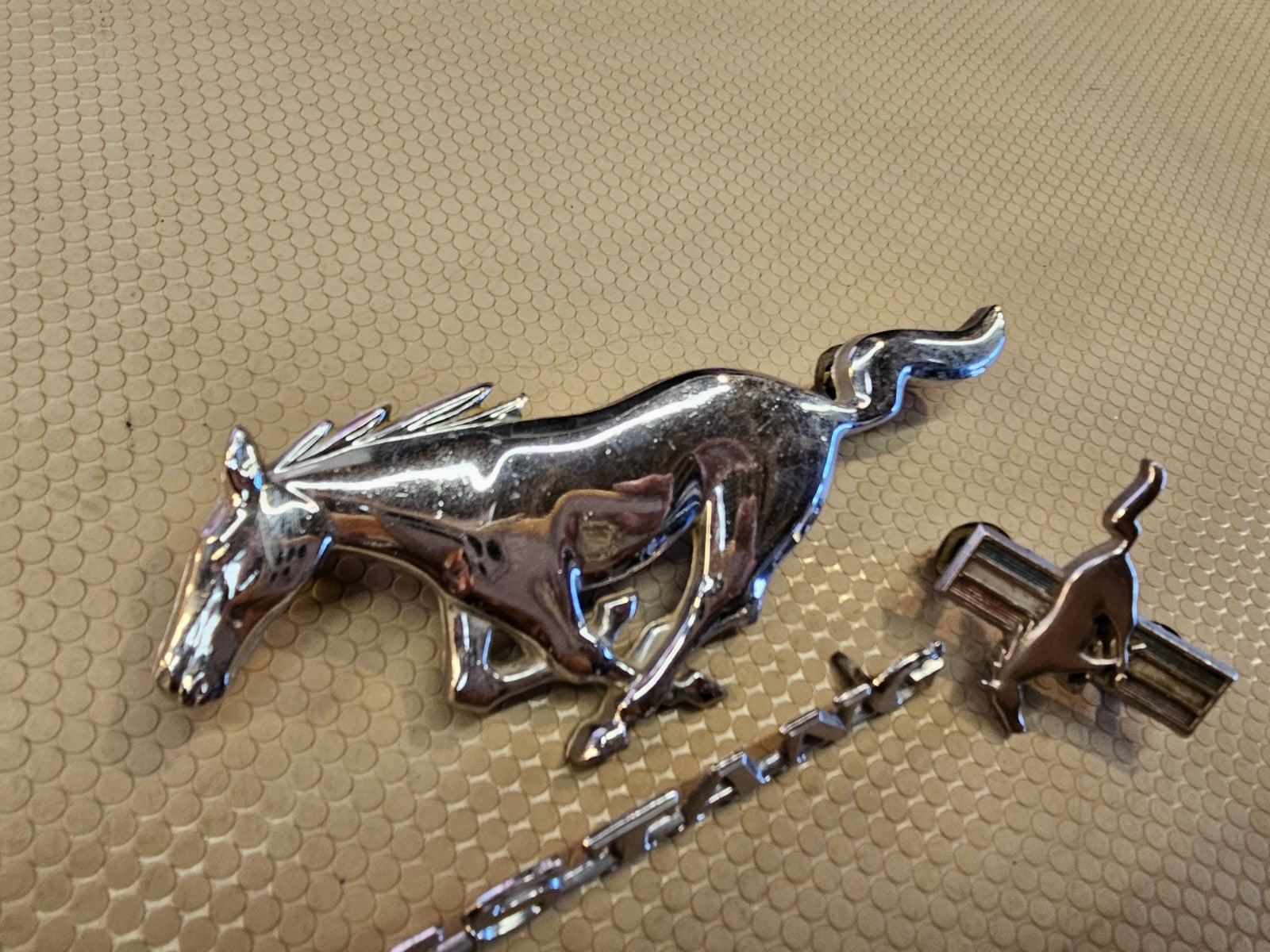 3x OEM! Vintage Original Ford Mustang 60s 70s Emblem Badge FoMoCo Scott Drake