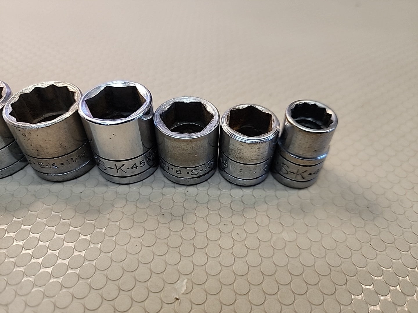 8 Piece SK Wayne Socket Set 3/8" Drive - 6&12 PT Shallow