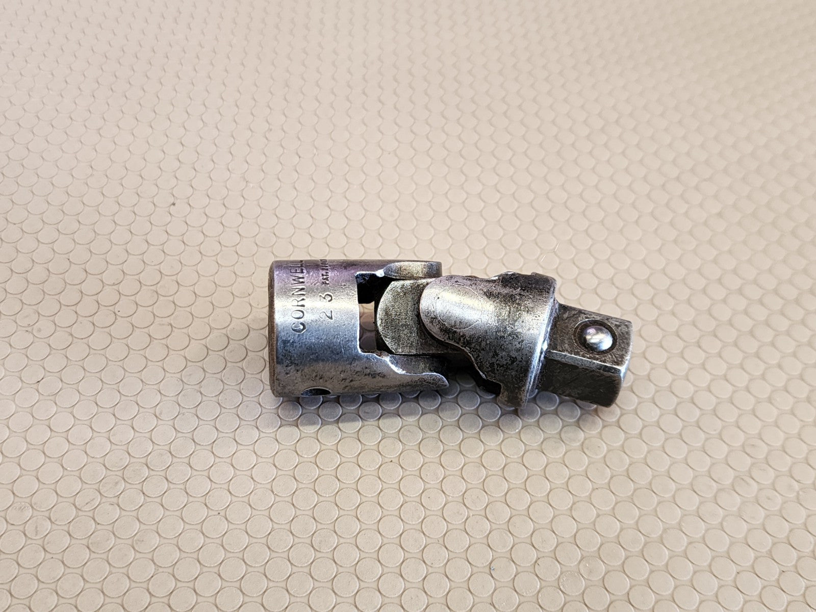 Cornwell 23 Universal Swivel Socket 1/2 Joint Adapter