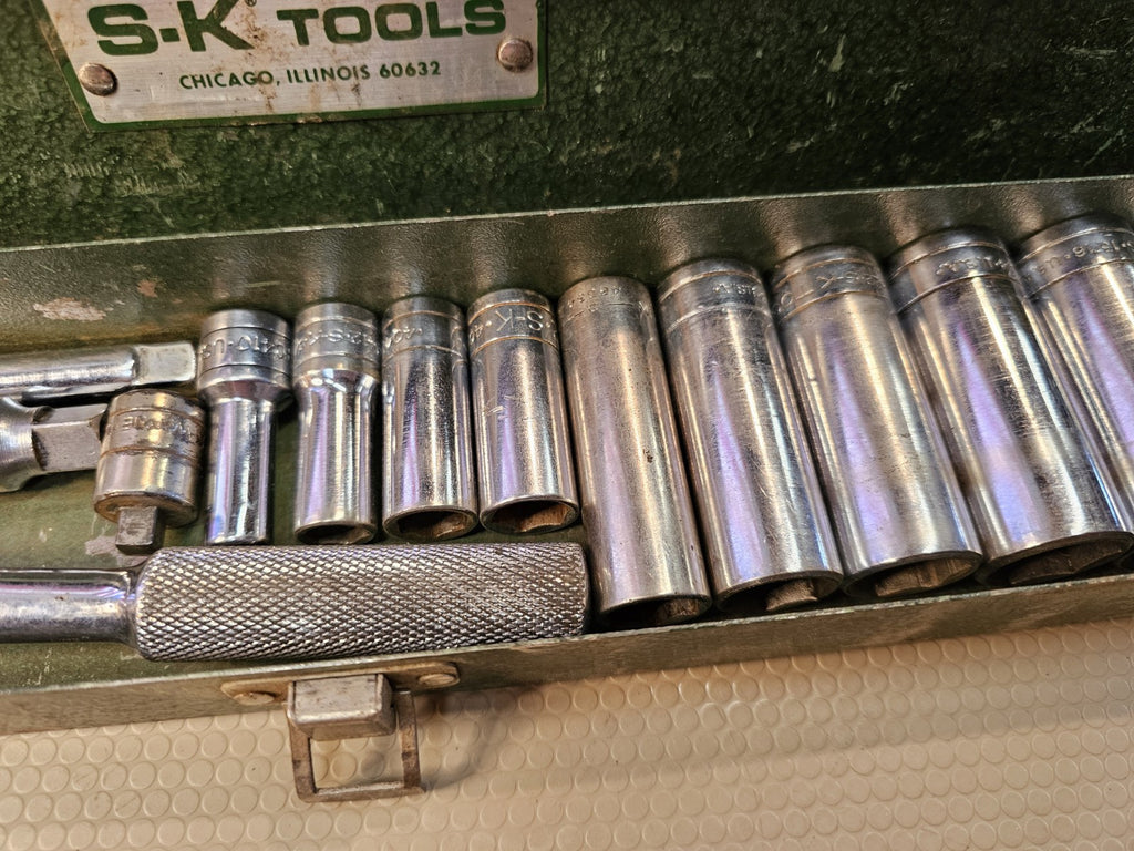 S-K SK Tools U.S.A. (15) Pc. 3/8" Drive Socket / Ratchet Set SAE Semi Deep/ Deep