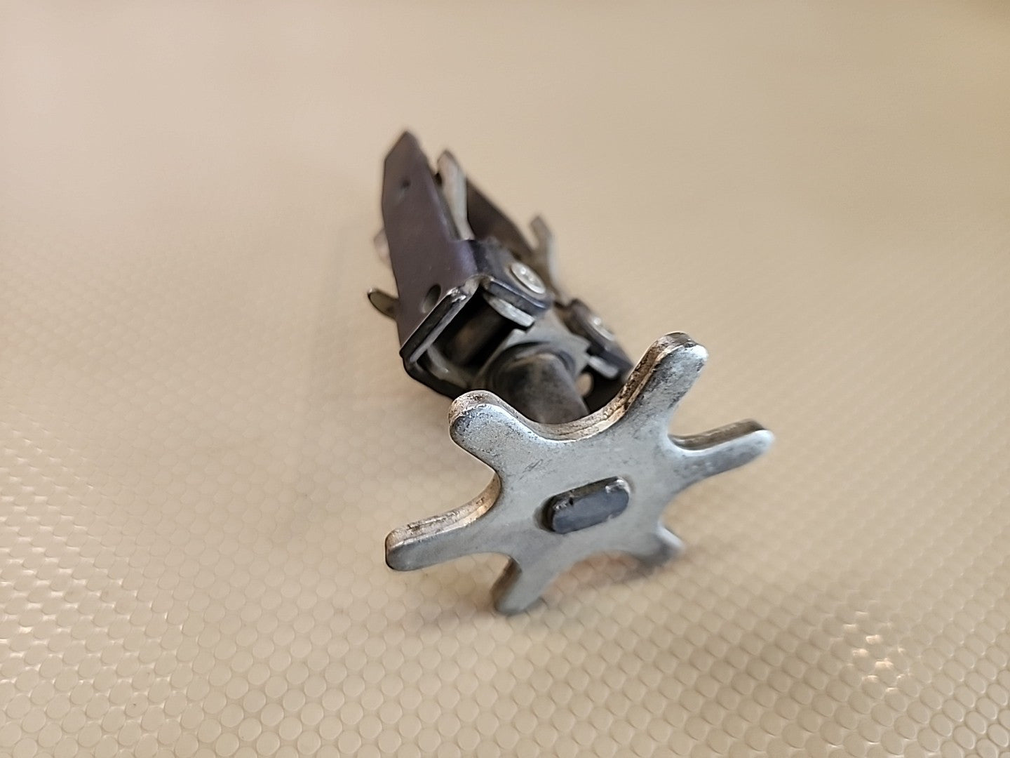 VINTAGE KD Tools 2078 On Car Valve Spring Compressor
