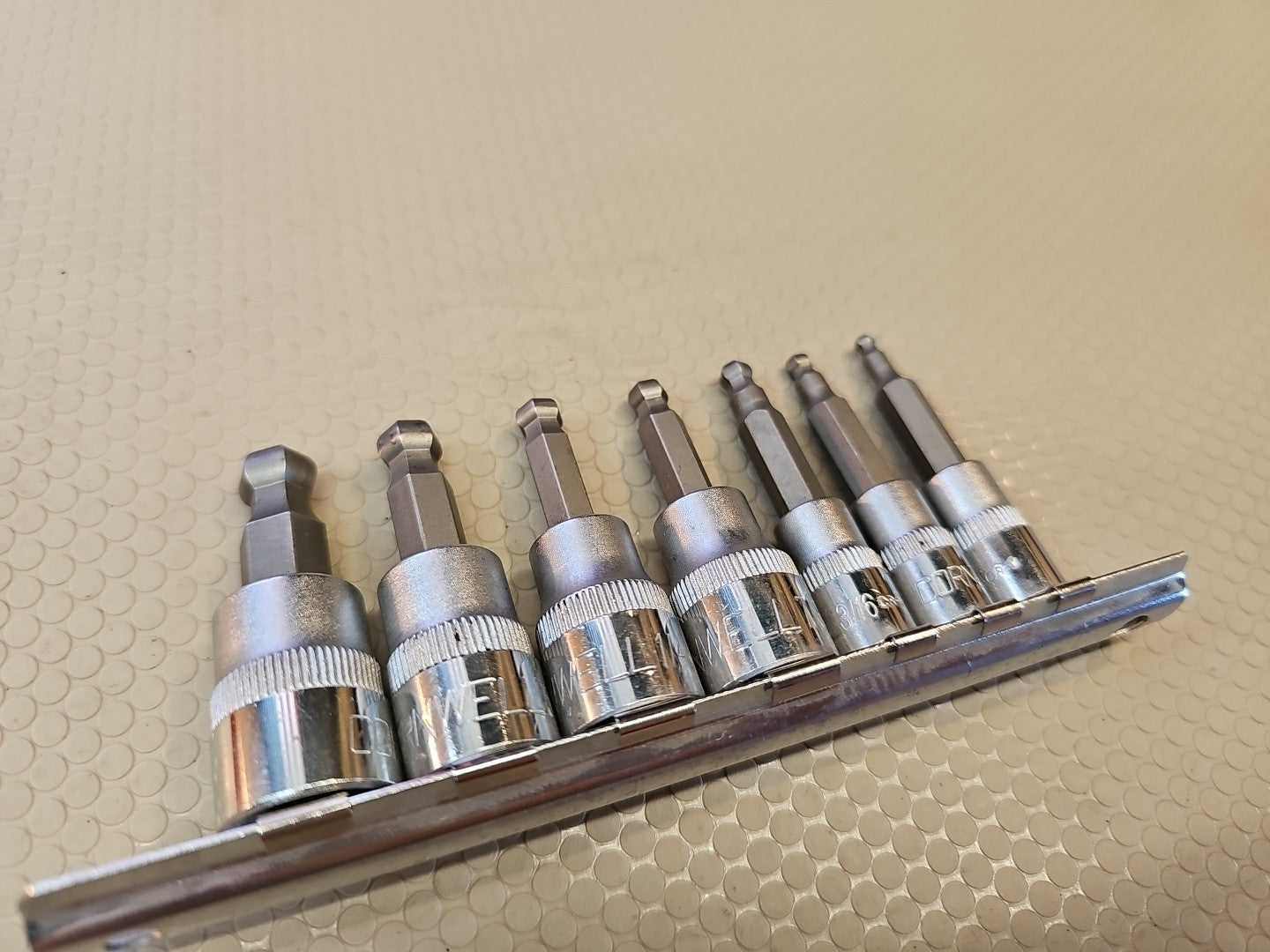 CORNWELL 7-PC 3/8” DRIVE SAE BALL END HEX KEY SOCKET SET (CBS-B702SXL)